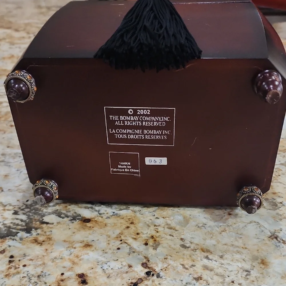 Bombay Company Vintage Ornate Wooden Jewelry Box with Black Tassel Key - Picture 11 of 15
